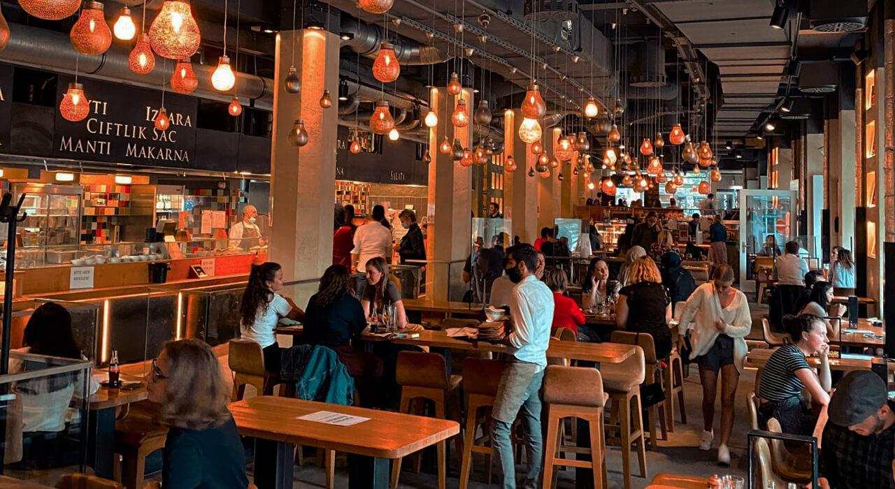 Our services at Restaurant – fine dining, takeout, and catering options